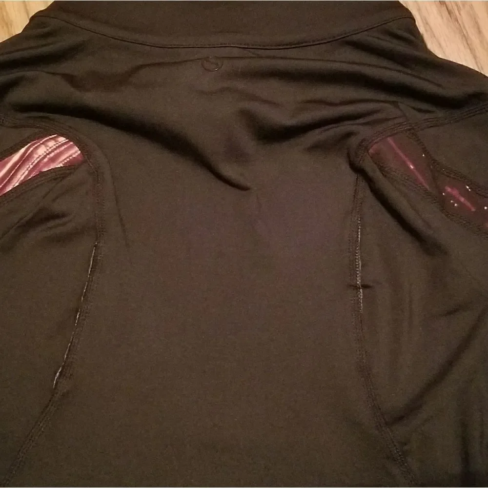 Shape | Performance Zip Neck top - Picture 8 of 16
